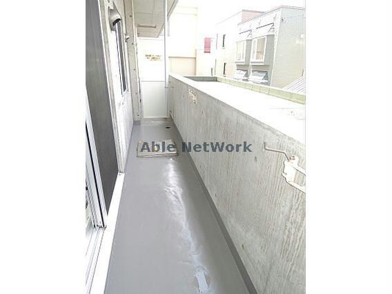  イリオスエフタ