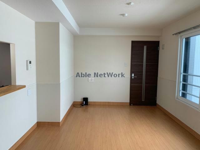  nid・sud　ニスード