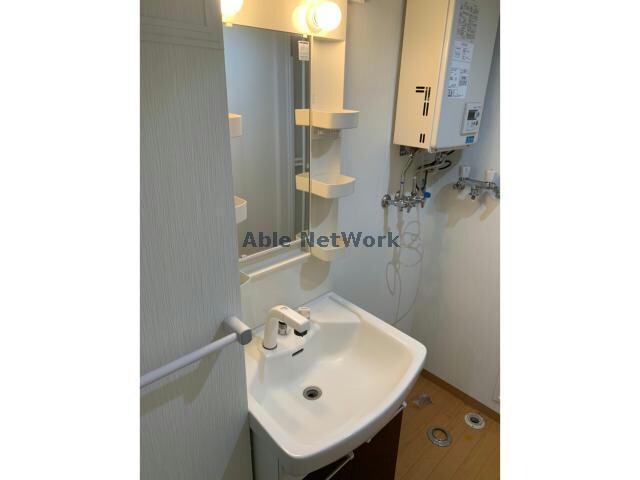  nid・sud　ニスード