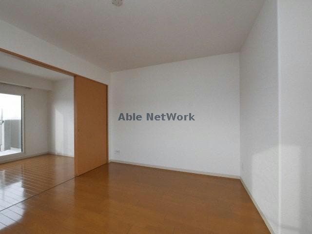  マイスターシャーレ桑園