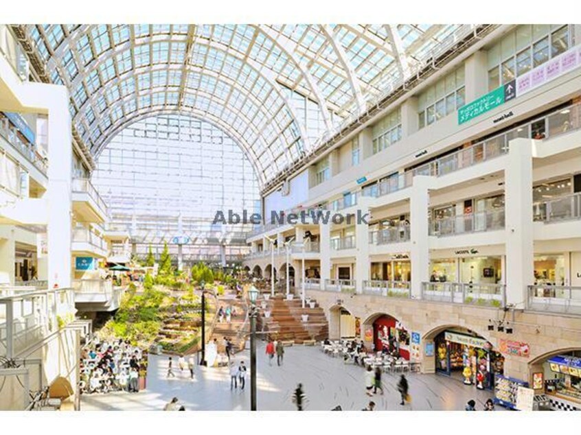 サッポロファクトリー(デパート)まで1864m Carrera146　カレラ146