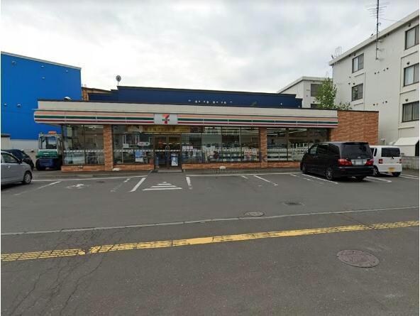 セブンイレブン札幌北39条店(コンビニ)まで429m F/LITE　N37