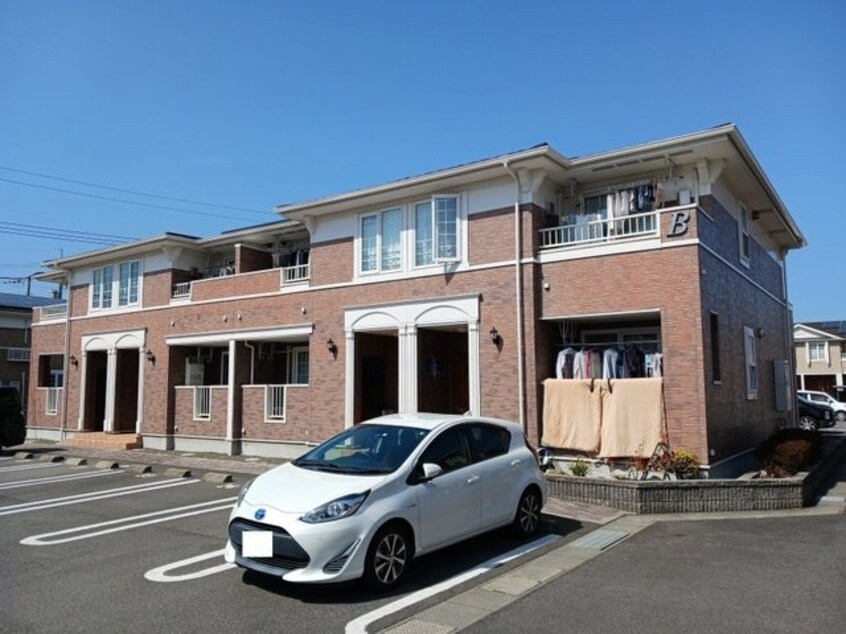  サン　グレイスＢ