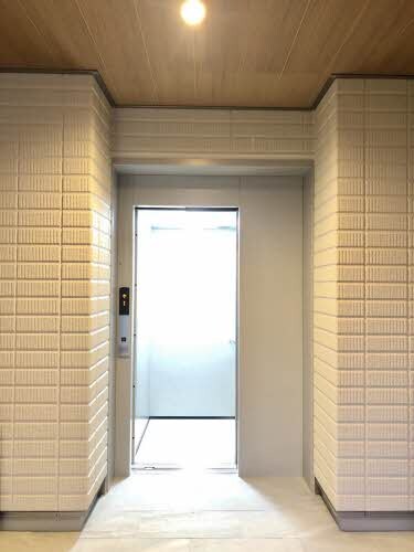  ロイヤルウイング