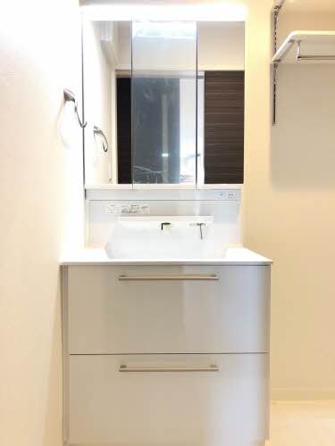  ロイヤルウイング