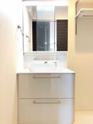  ロイヤルウイング