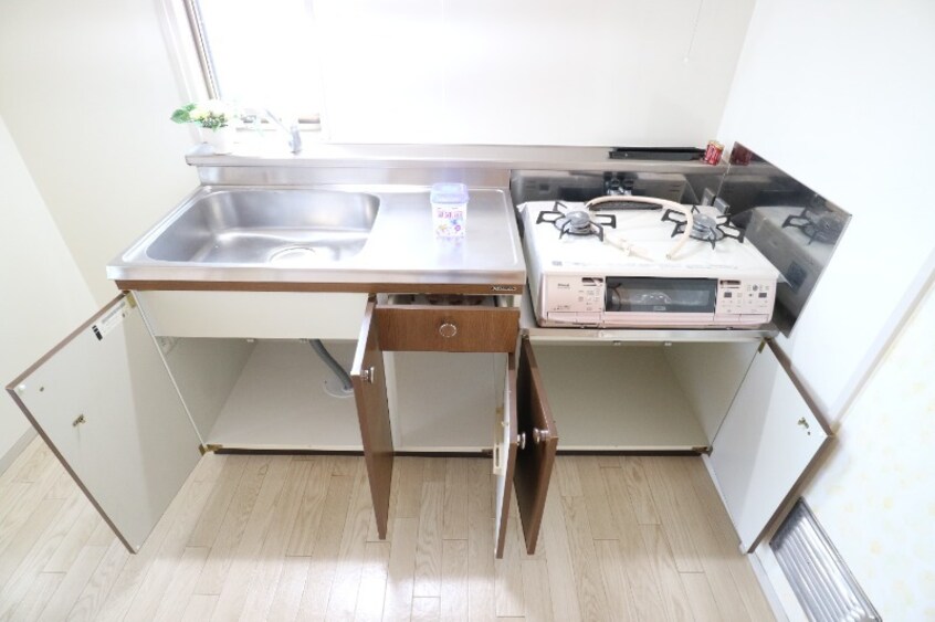  パレーシャル窪津