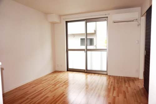  ニンナ・ナンナ　Ａ棟