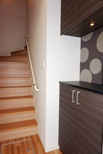  ニンナ・ナンナ　Ａ棟