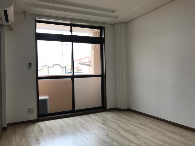 洋室 サンルームあじさい