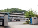 連島北小学校まで1200m アッソ・デ・フィオーリ