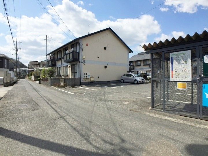  フローリッシュタウンB