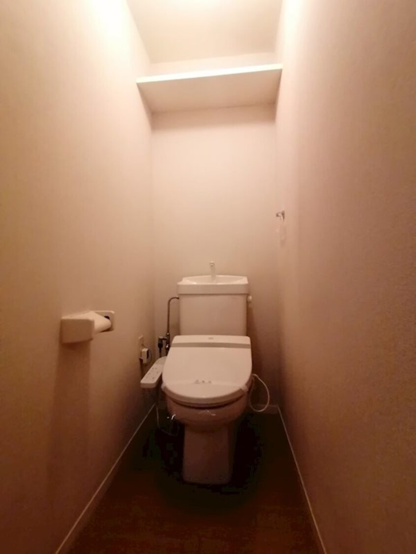  フローリッシュタウンB