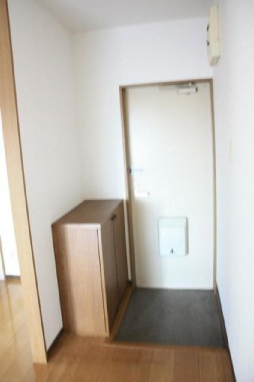  ニューシティ守上Ｃ