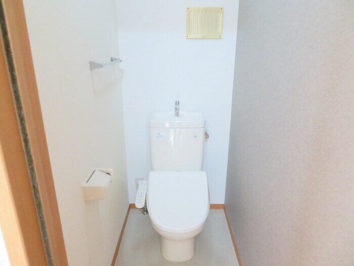 セジュール八島
