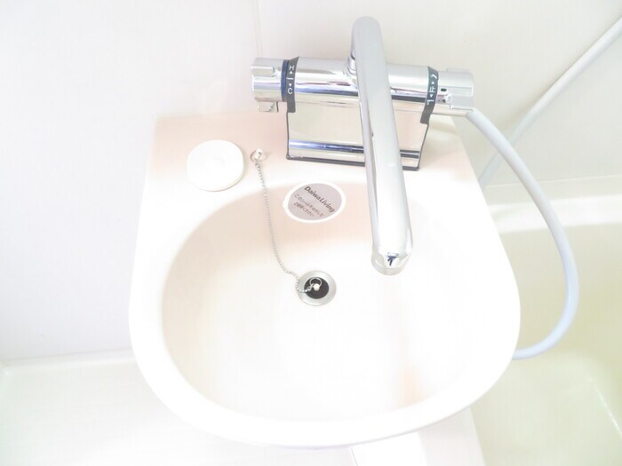  プレジール佐藤　A棟