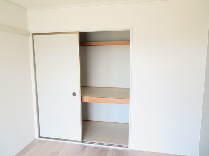  プレジール佐藤　A棟