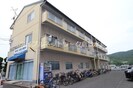 クリスタルハイツの外観