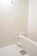  ビッグウェイ中庄　C