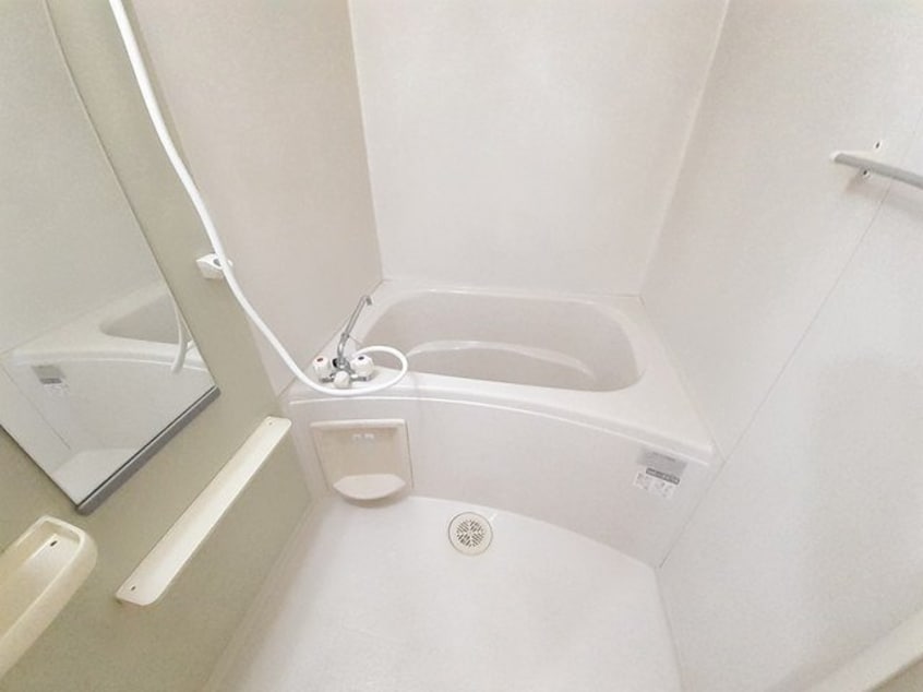  ニルヴァーナ　ビエンネ