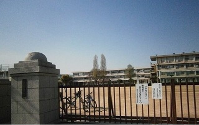 倉敷市立第四福田小学校まで1100m ツインシャトーＢ