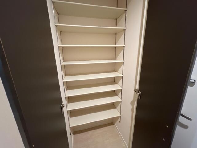 下駄箱 ベィビー　コート