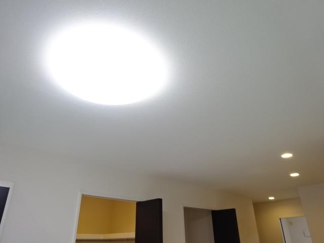 照明（イメージ） グレイシャス