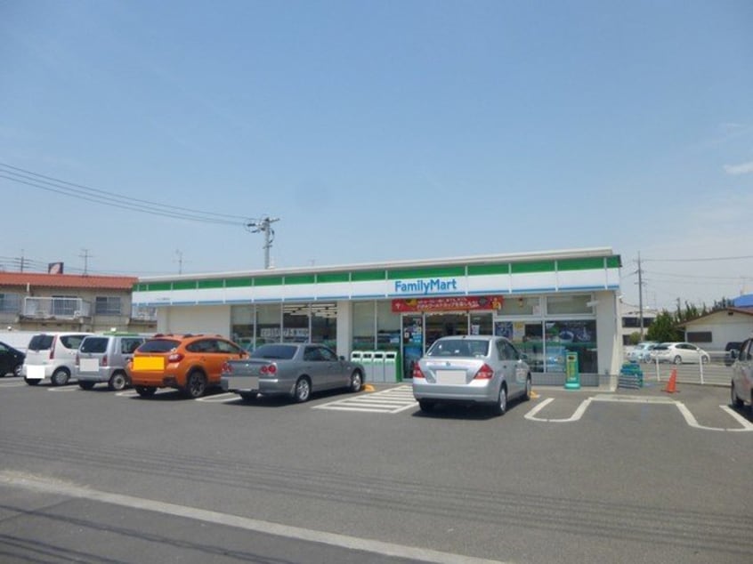 ファミリーマート浜ノ茶屋店まで230m レジデンス辻が花Ⅰ