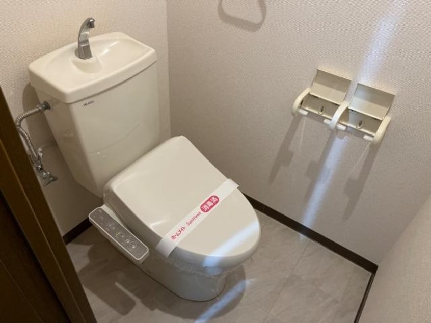 トイレ サニーパレス末友