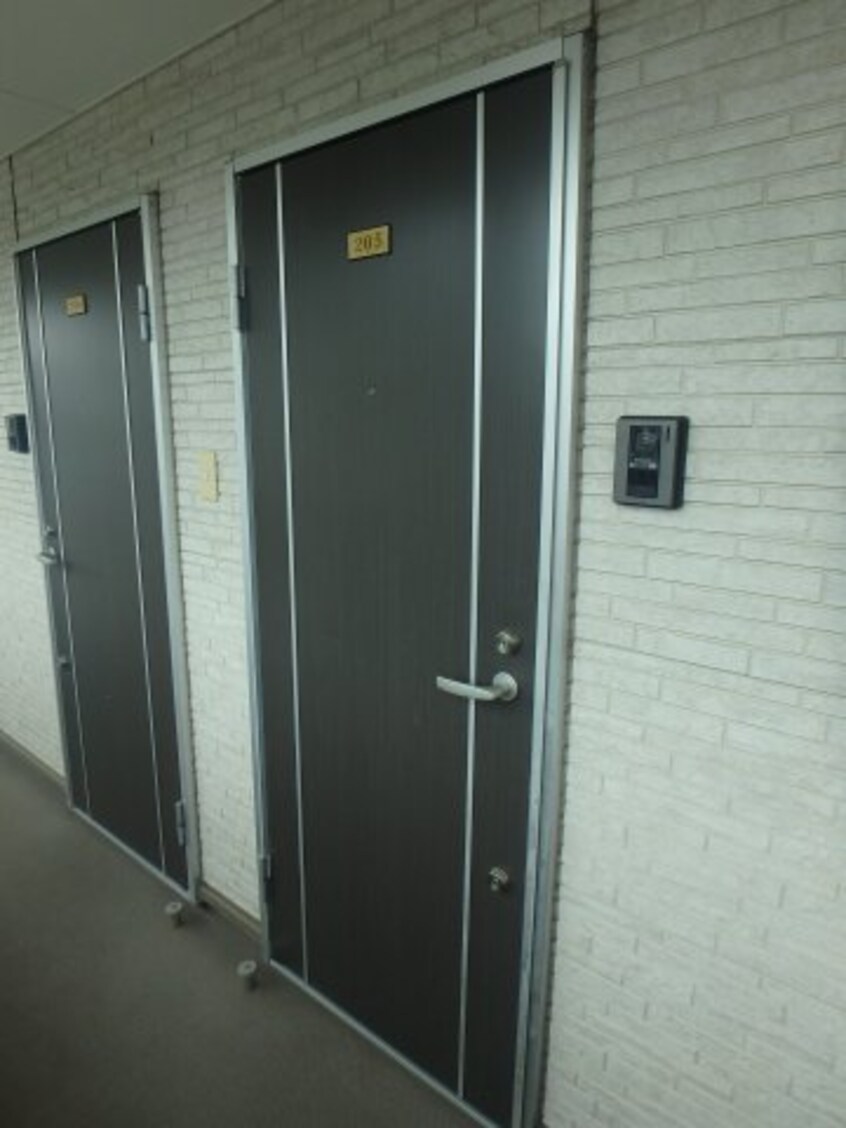 松島　クレストウッド　1R+ロフト　玄関 クレストウッド