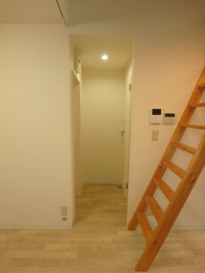 松島　クレストウッド　1R+ロフト　内装 クレストウッド