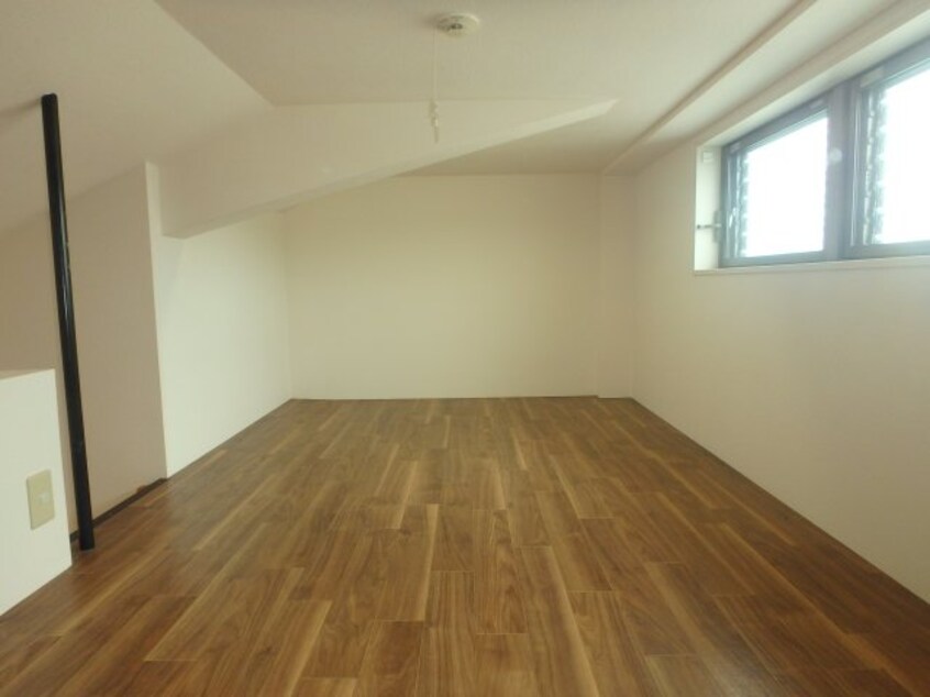 松島　クレストウッド　1R+ロフト　ロフト クレストウッド