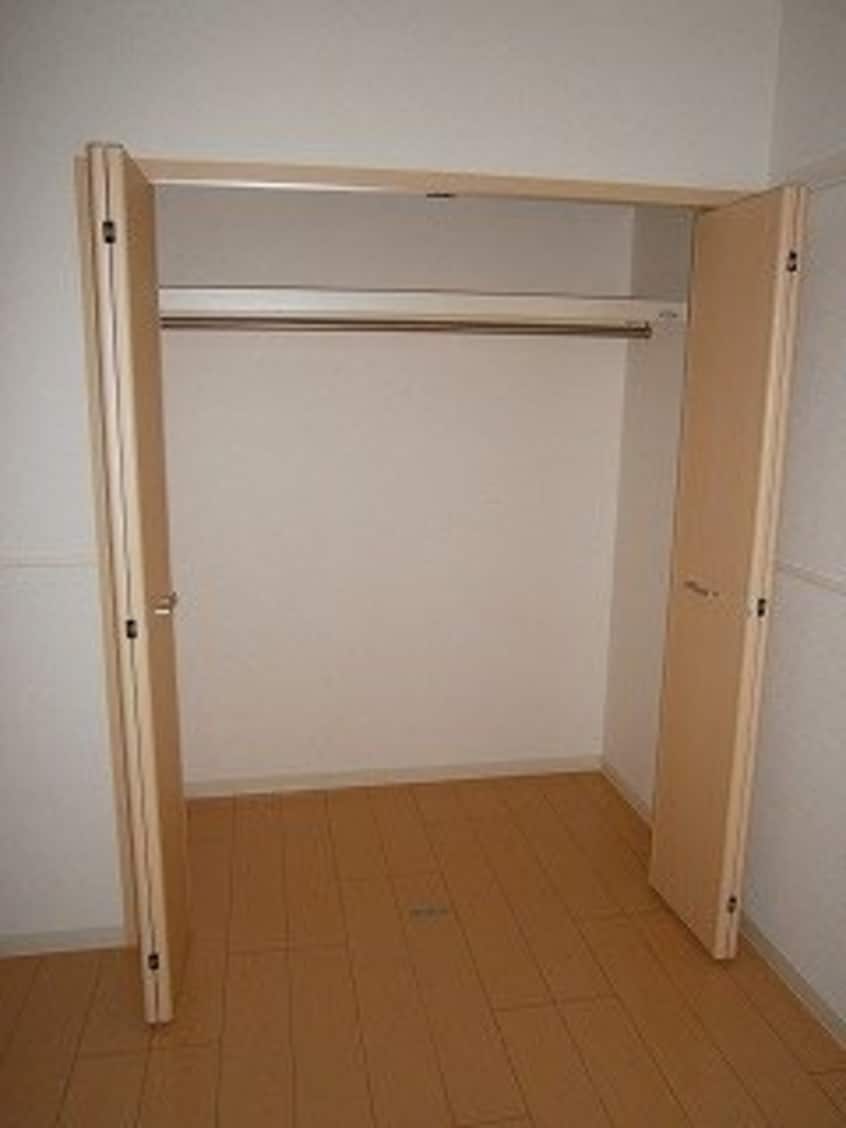  アーレア　アレス