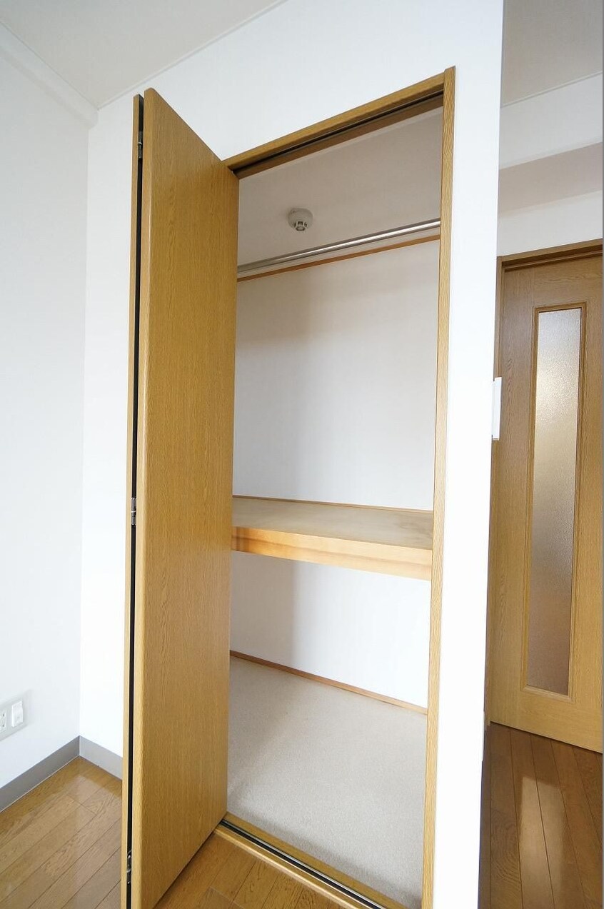  コンチネンタル・インA