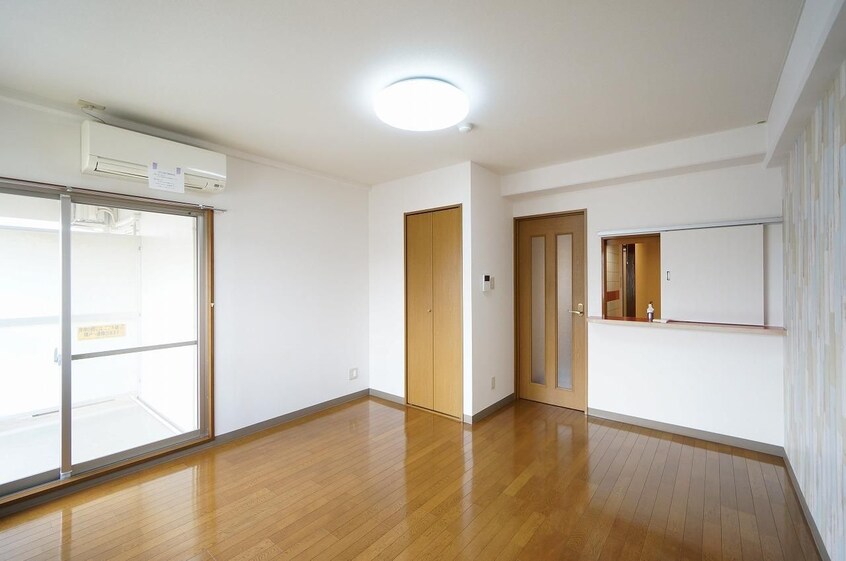  コンチネンタル・インA