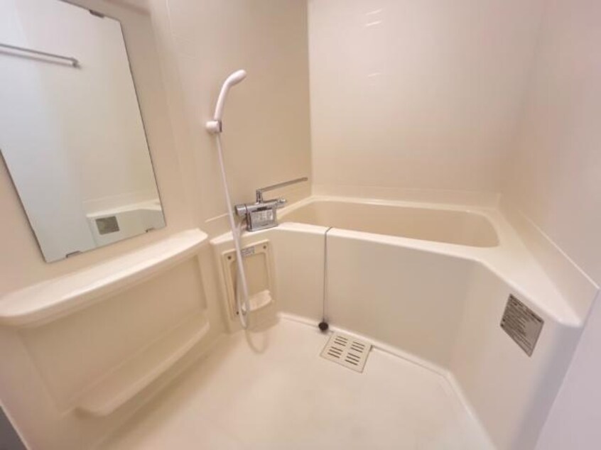 バス／シャワールーム等 ＦＬＯＷＥＲ－ＴＯＲＮＡＤＯ