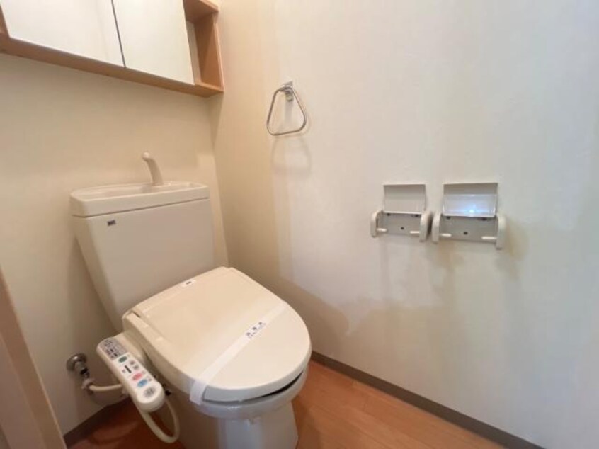 トイレ ＦＬＯＷＥＲ－ＴＯＲＮＡＤＯ