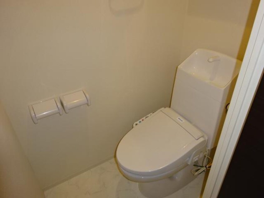 シャワー付トイレ（イメージ） サンハイツ吉原