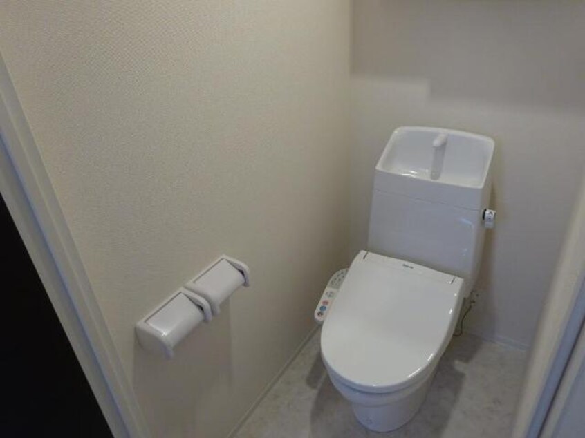 トイレ サクラヒルズ