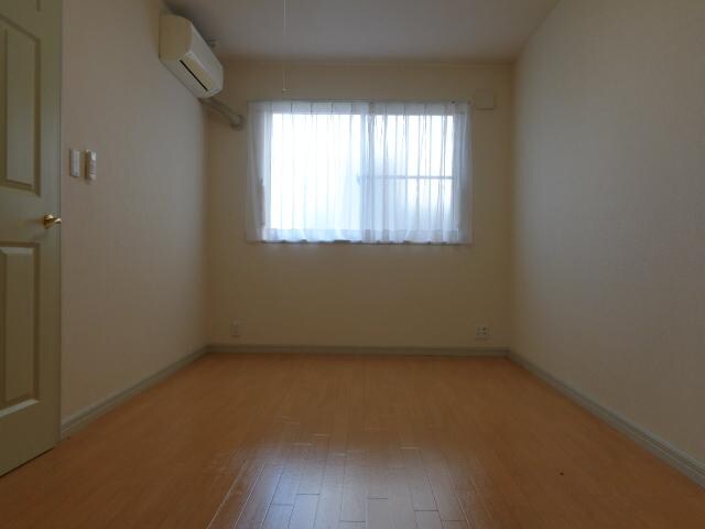 洋室 ソレアード・ハイムＡ