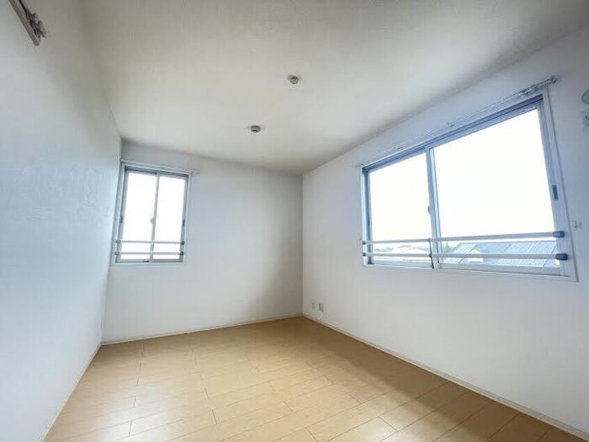  プラシード三宅