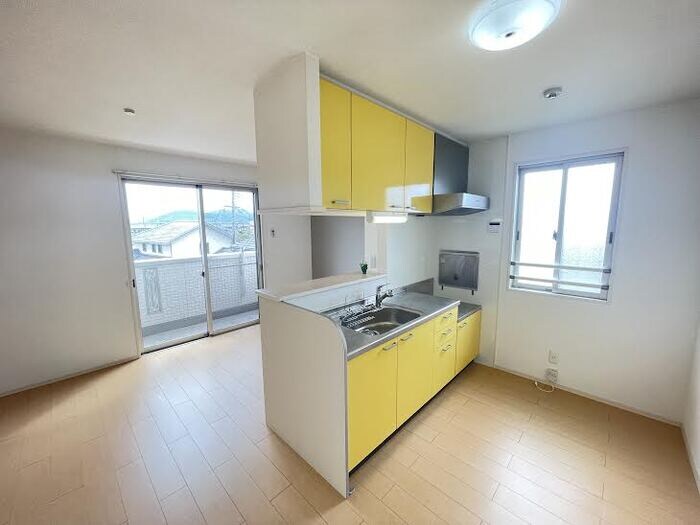  プラシード三宅