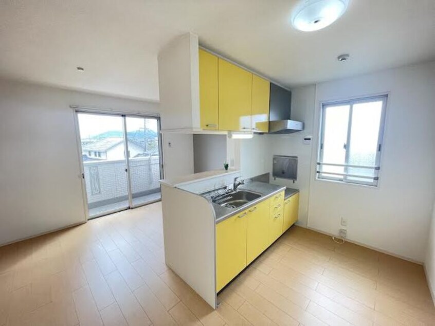  プラシード三宅