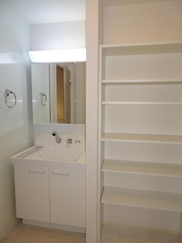  山陽本線（中国）/西阿知駅 徒歩9分 1階 築6年