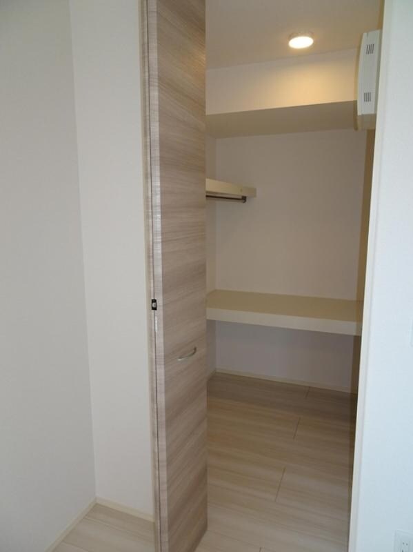  山陽本線（中国）/西阿知駅 徒歩9分 1階 築6年