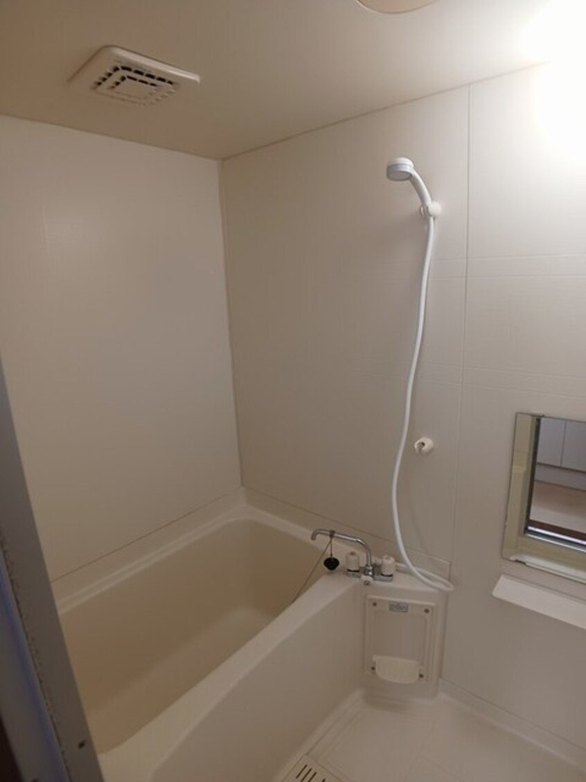  レーベン中畝　Ｄ