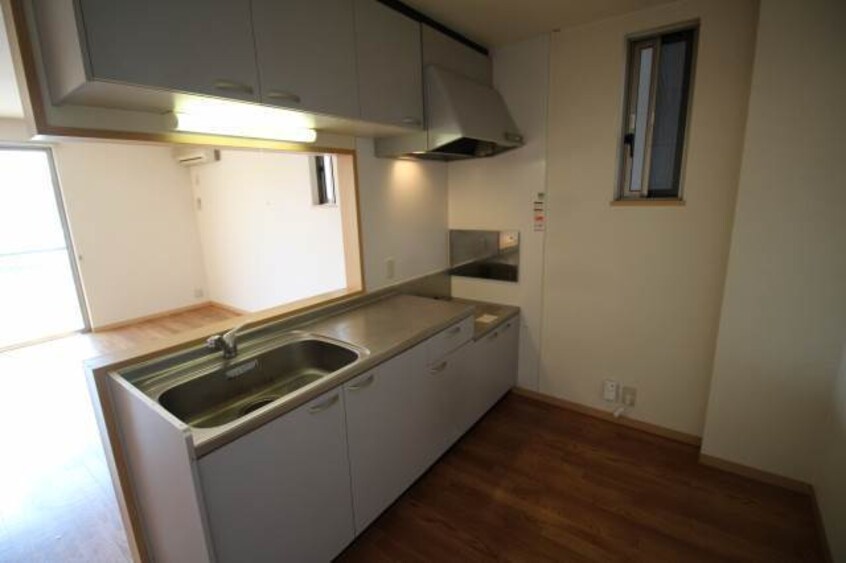  リバティ中島 A