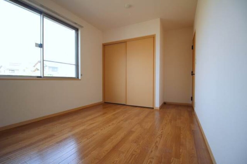  リバティ中島 A