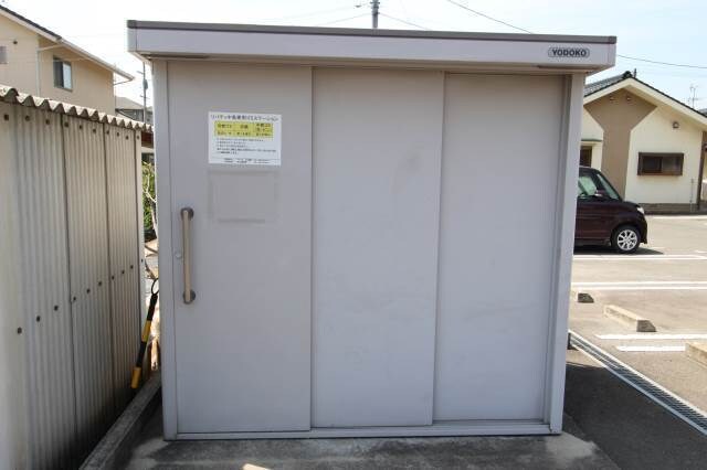  リバティ中島 A