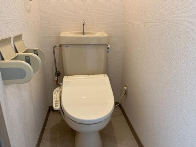 シャワー付トイレ エスポワール老松